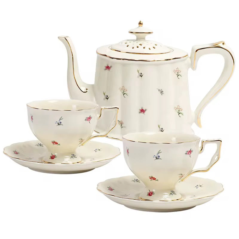Elegant Floral Porcelain Tea Set – Teapot with 2 Cups & Saucers