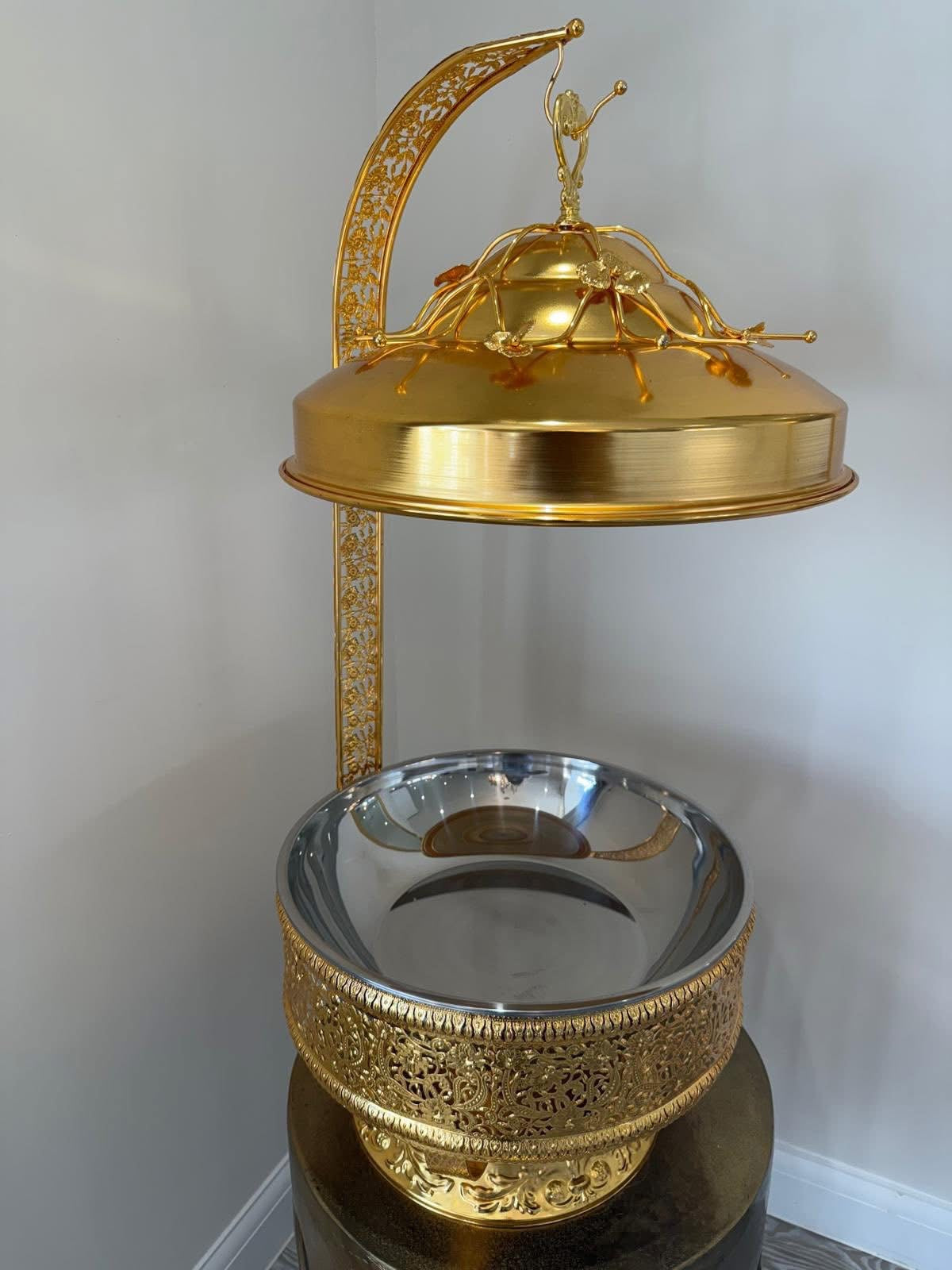 Royal Golden Chafing Dish (8L) With Free Spoon and Holder