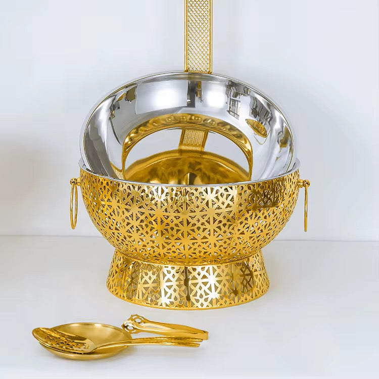 Golden Ornate 8L Chafing Dish with free Spoon & Holder – Elegant Buffet & Catering Food Warmer               (Next stock available in 4 weeks-please contact us for pre-order)