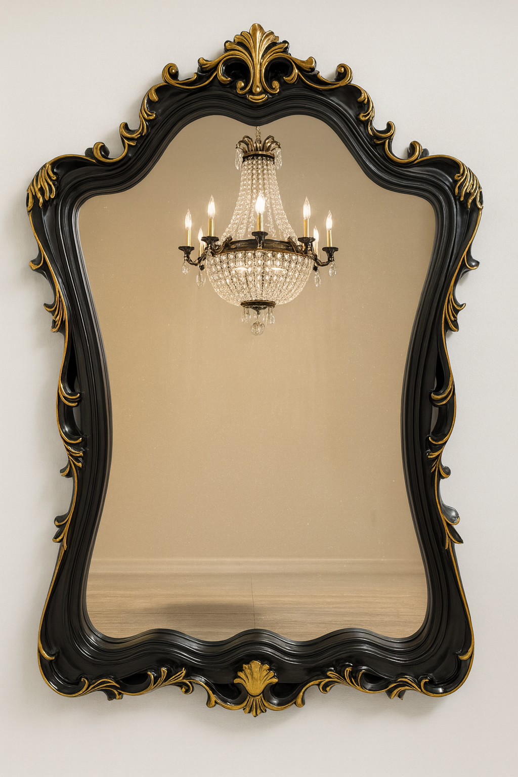 Baroque Elegance: Ornate Vintage Black & Gold Wall Mirror